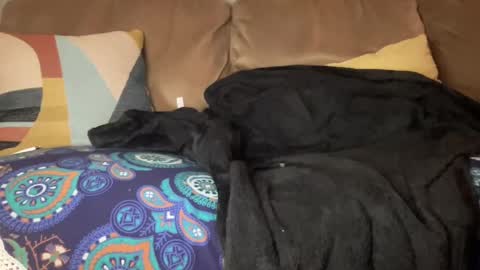 Snapshot of joshperrygoon chatting on December 25, 11:20 pm joshperrygoon online show from December 25, 11:20 pm