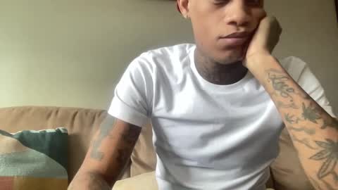 Snapshot of joshperrygoon chatting on January 5, 8:42 pm joshperrygoon online show from January 5, 8:42 pm