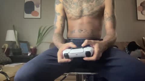 Snapshot of joshperrygoon chatting on January 31, 11:35 pm joshperrygoon online show from January 31, 11:35 pm