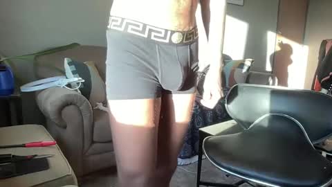 Snapshot of joshperrygoon chatting on March 8, 1:36 pm joshperrygoon online show from March 8, 1:36 pm