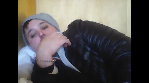Snapshot of joshualorenzo chatting on February 28, 2:20 pm joshualorenzo online show from February 28, 2:20 pm