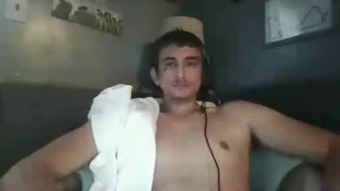 joshuamadeit123 online show from June 28, 12:05 am