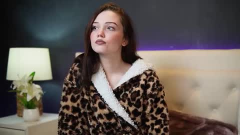  Josie  online show from December 1, 8:47 pm