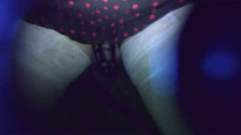 Snapshot of josiesissy_28 chatting on April 29, 12:05 am Sissy with shrunken little clitty online show from April 29, 12:05 am
