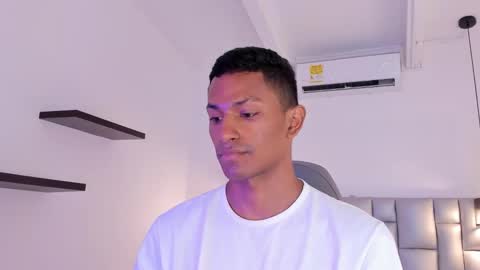 JOSS JORDAN  online show from November 17, 7:08 pm