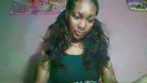 Snapshot of josy918592 chatting on May 13, 5:05 am josy918592 online show from May 13, 5:05 am