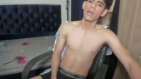 josy online show from April 29, 1:10 am