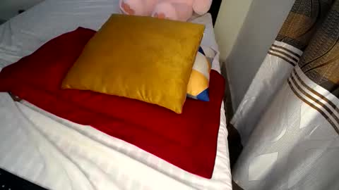 Josy online show from October 2, 9:22 pm