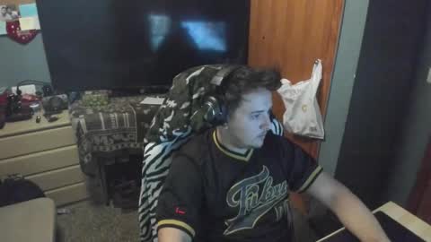 Yazzu online show from February 16, 7:54 pm