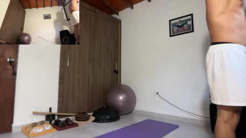 Im Jouliano online show from March 20, 10:36 pm