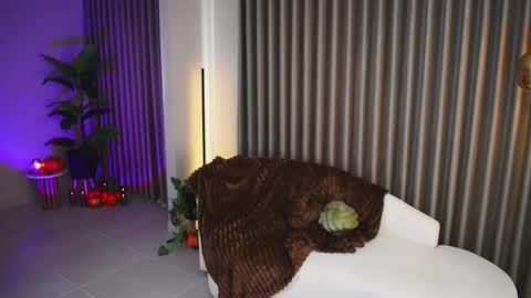 Jov online show from October 27, 7:51 pm