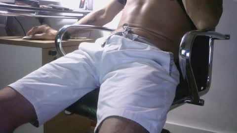 Snapshot of jovenduro84 chatting on June 28, 1:55 am jovenduro84 online show from June 28, 1:55 am