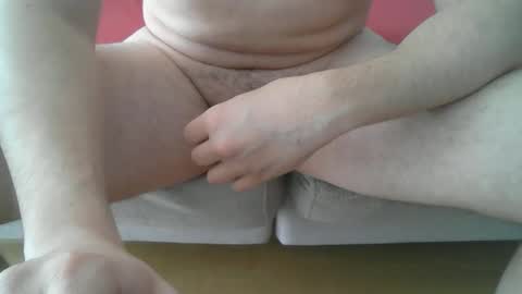 Snapshot of jovensexo94 chatting on May 13, 8:34 am jovensexo94 online show from May 13, 8:34 am