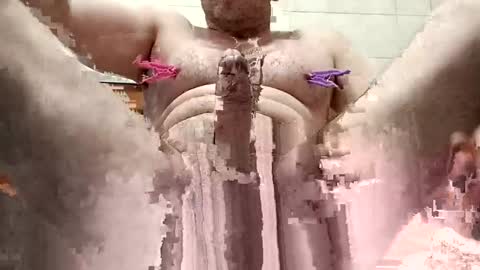 Snapshot of joy8motion chatting on January 19, 1:10 am Willy Wild online show from January 19, 1:10 am