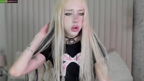 Joy Barker online show from October 10, 1:43 pm