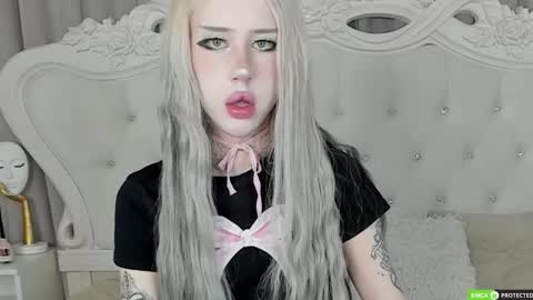 Joy Barker online show from November 3, 1:56 pm