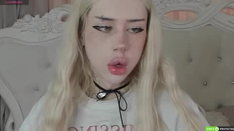 Snapshot of joybarker chatting on February 1, 8:46 am Joy Barker online show from February 1, 8:46 am