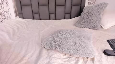 Tell me Kathe  online show from February 8, 9:46 pm