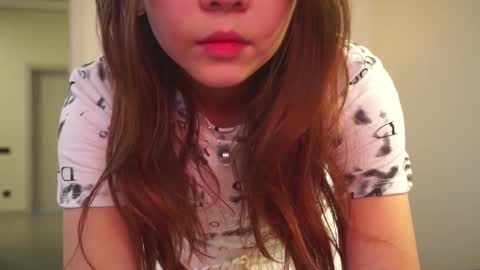 Snapshot of joycelynsiple chatting on November 17, 6:30 am Monica online show from November 17, 6:30 am