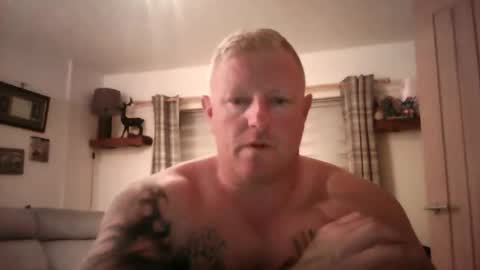 Snapshot of jp_sparky chatting on September 11, 8:42 pm jp_sparky online show from September 11, 8:42 pm
