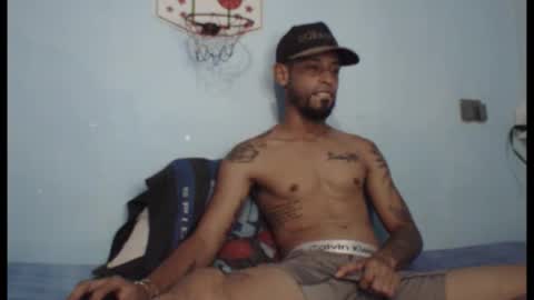 Snapshot of jpineda97 chatting on June 10, 8:52 pm jpineda97 online show from June 10, 8:52 pm