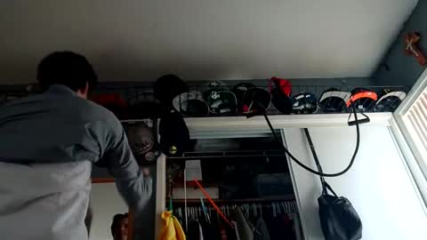 Snapshot of jpizzy23 chatting on January 2, 9:39 pm dLowfrk online show from January 2, 9:39 pm