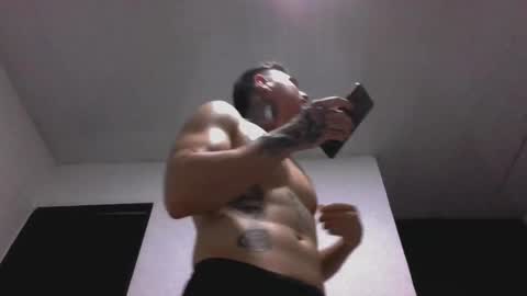 Snapshot of jq401055 chatting on December 6, 2:57 am Jaxxx67 online show from December 6, 2:57 am