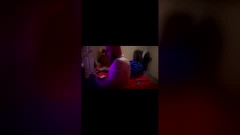 Snapshot of jrzap1806 chatting on February 10, 7:12 am jrzap1806 online show from February 10, 7:12 am