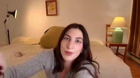 Jsmine  and sometimes Beaulooks online show from November 25, 11:05 pm