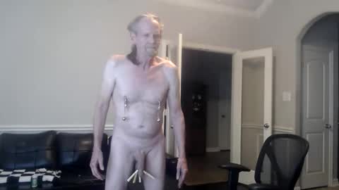 jtull52 online show from March 16, 5:24 am