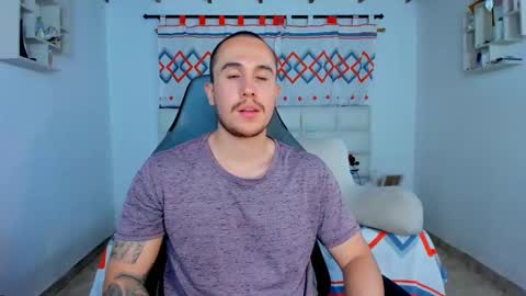 Snapshot of juan__jimenez chatting on March 7, 10:24 am Juan online show from March 7, 10:24 am