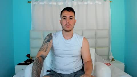 Snapshot of juan__jimenez chatting on September 13, 8:19 pm Juan online show from September 13, 8:19 pm