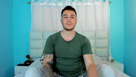 Snapshot of juan__jimenez chatting on September 16, 9:38 pm Juan online show from September 16, 9:38 pm