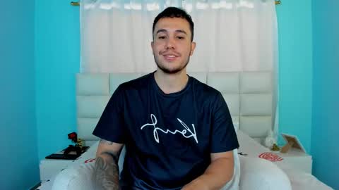 Snapshot of juan__jimenez chatting on September 24, 8:23 pm Juan online show from September 24, 8:23 pm
