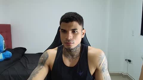 juan_gomez_1 online show from December 23, 12:19 am