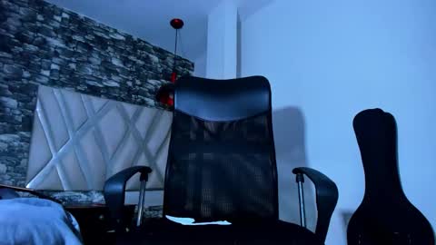 juan_jsmith online show from January 8, 7:05 pm