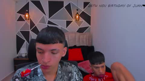 JuanSteven online show from November 20, 2:56 am