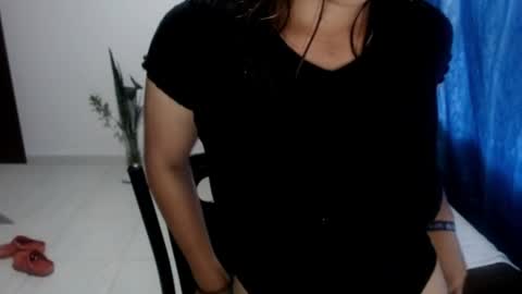 Snapshot of juana_monte chatting on June 16, 2:09 pm juana_monte online show from June 16, 2:09 pm