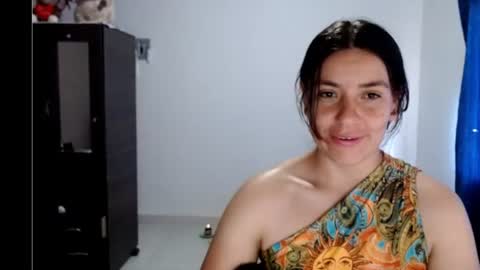 Snapshot of juana_monte chatting on August 1, 2:38 pm juana_monte online show from August 1, 2:38 pm