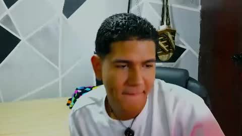 Snapshot of juanacock_2 chatting on June 13, 12:25 pm Juan online show from June 13, 12:25 pm
