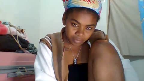 Snapshot of juanah921340 chatting on July 21, 7:43 am Juanah online show from July 21, 7:43 am