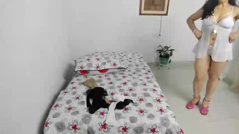 Juana online show from November 21, 3:54 pm