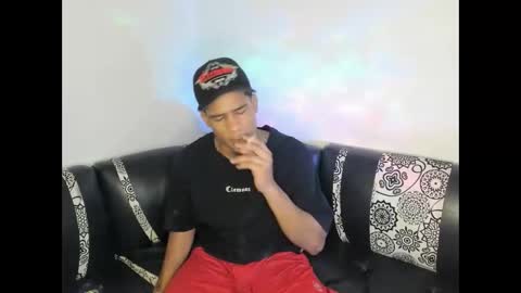 Snapshot of juanbigcock21cm chatting on April 27, 3:10 pm juan jose online show from April 27, 3:10 pm