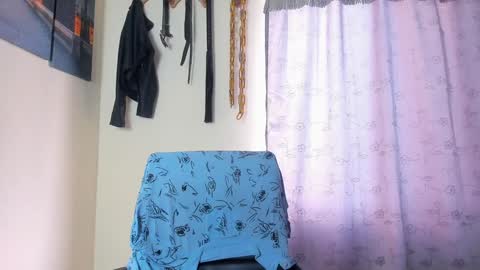 Juan Esteban online show from January 23, 12:30 pm