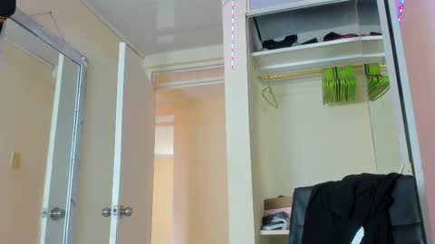 Juan Esteban online show from September 14, 4:50 pm