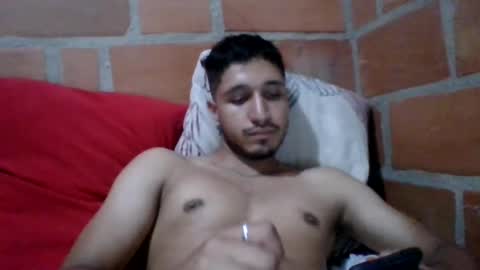 juanc23_371 online show from February 4, 11:49 pm