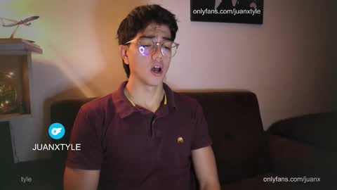 . online show from October 21, 7:03 pm