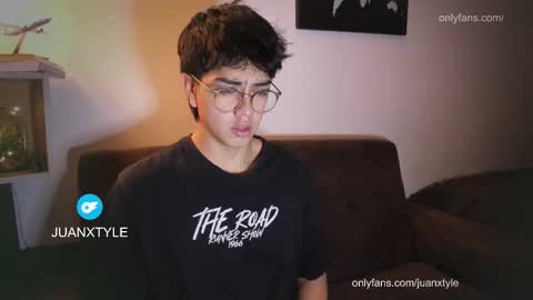 . online show from October 25, 2:19 am