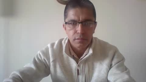 Snapshot of juanearth1 chatting on February 4, 9:20 pm juanearth1 online show from February 4, 9:20 pm