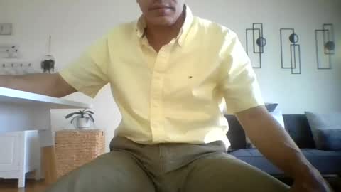 juanearth1 online show from July 6, 10:34 pm
